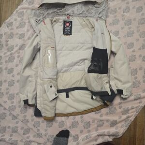 686 Beige Ski & Snowboard Jacket